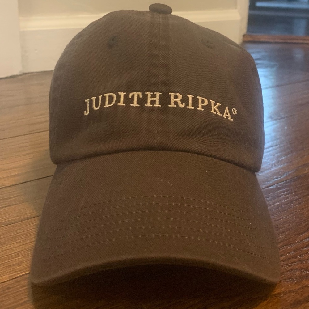 Closet Clean Out ‼️ RARE Judith Ripka Baseball Hat NWOT